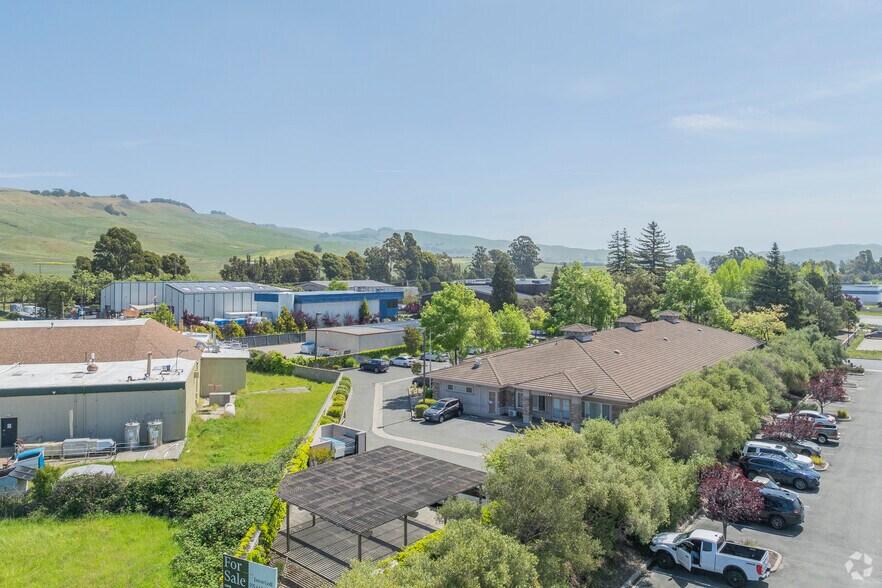 More Photos Of 135 Camino Dorado, Napa Office For Sale