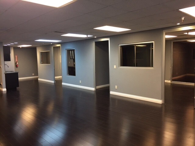 More Photos Of 9225 Brown Deer Rd, San Diego Warehouse For Sale