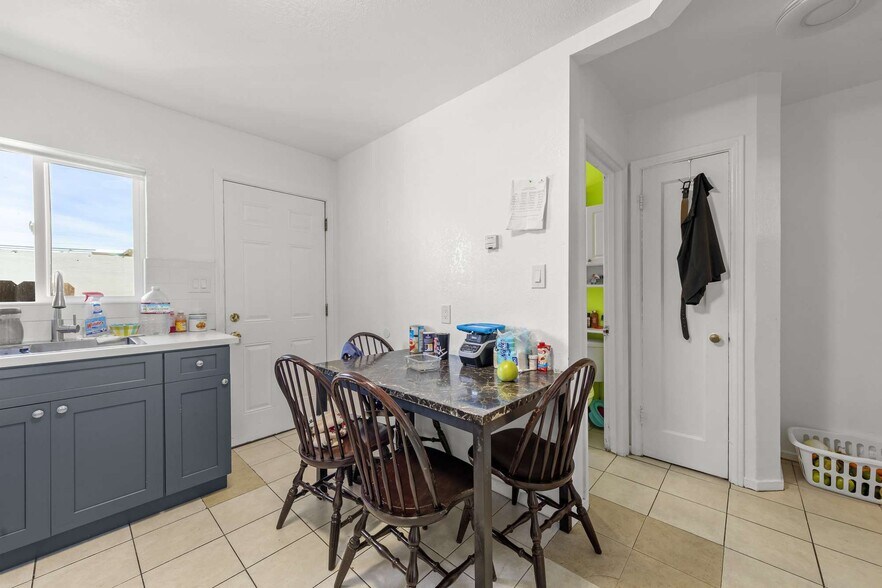 More Photos Of 757 Warrington Ave, Redwood City Multifamily For Sale