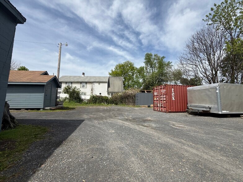 More Photos Of 156 Broadway, Port Ewen Freestanding For Sale