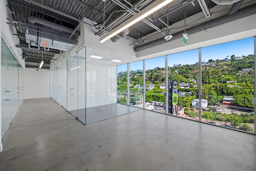 More Photos Of 9000 W Sunset Blvd, West Hollywood Office For Lease