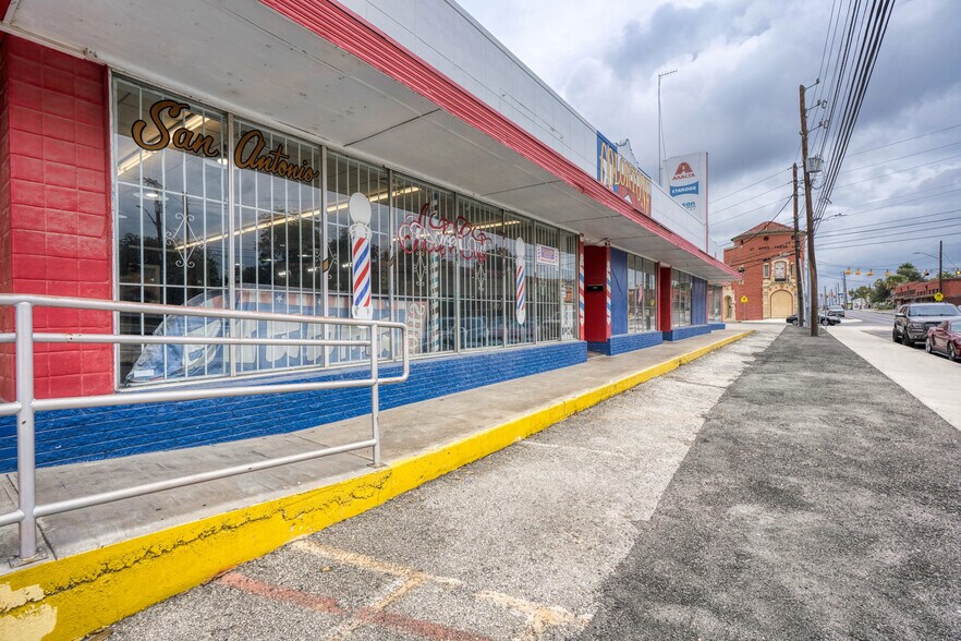 More Photos Of 617-623 Fredericksburg Rd, San Antonio Unknown For Lease
