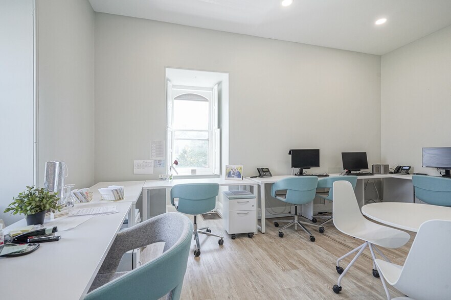 More Photos Of 10 W Main St, Moorestown Office For Sale