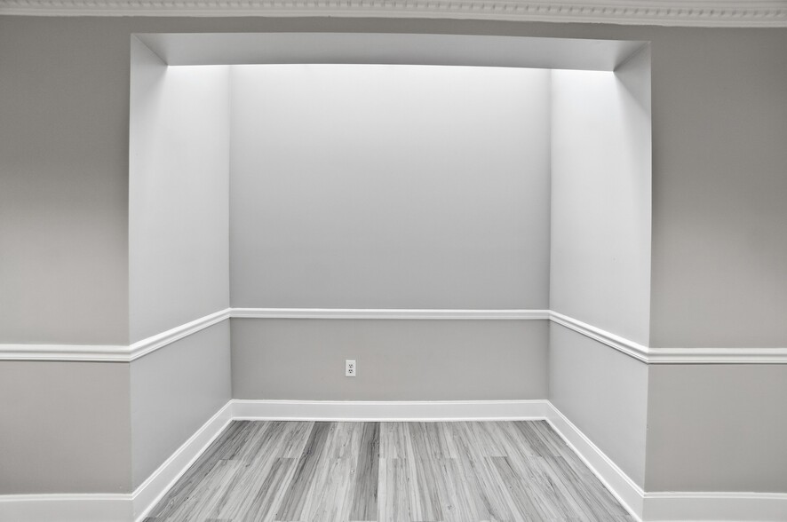 More Photos Of 4753-4759 Cornell Rd, Blue Ash Medical For Sale