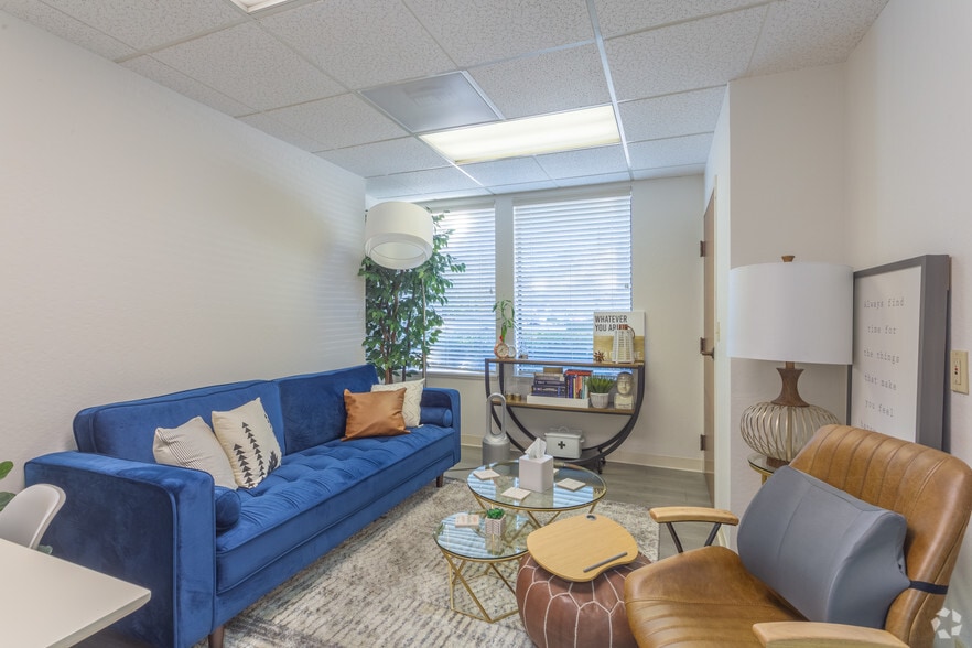 More Photos Of 15899 Los Gatos-Almaden Rd, Los Gatos Medical For Lease