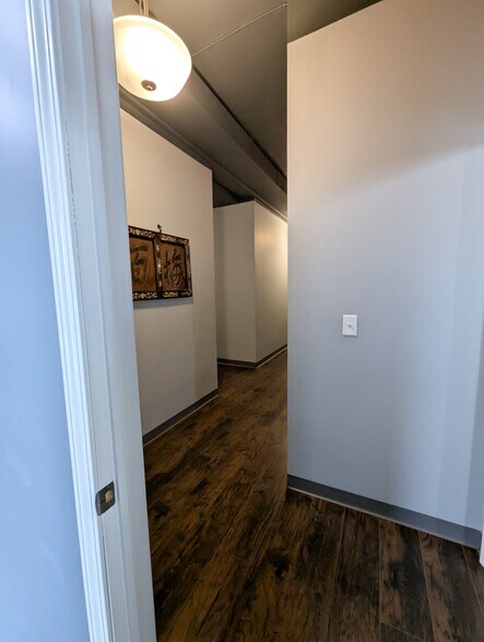 More Photos Of 535 E Whittier St, Columbus Medical For Lease
