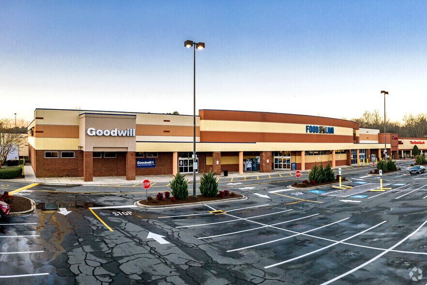 More Photos Of 10106-10120 Johnston Rd, Charlotte Unknown For Sale