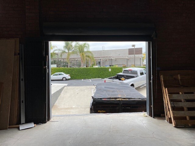 More Photos Of 4200 Sepulveda Blvd, Culver City Office For Lease