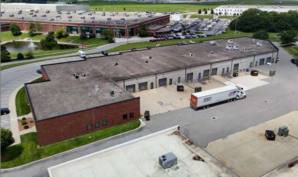 More Photos Of 5 Spiral Dr, Florence Light Manufacturing For Lease