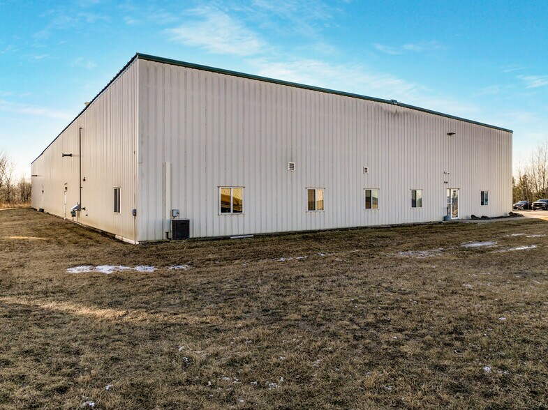 More Photos Of 653 Tower Dr, Cadott Manufacturing For Sale