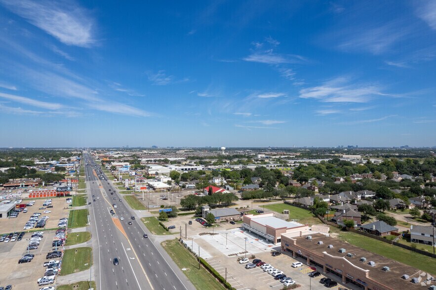 More Photos Of 8733 Hwy 6 S, Houston Restaurant For Lease