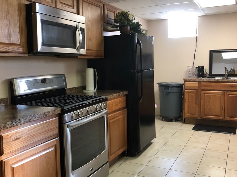 More Photos Of 2951 W 32nd St, Cleveland Religious Facility For Sale