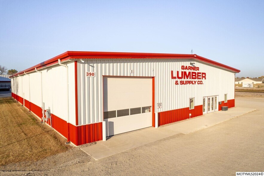 More Photos Of 390 E US Highway 18, Garner Showroom For Sale