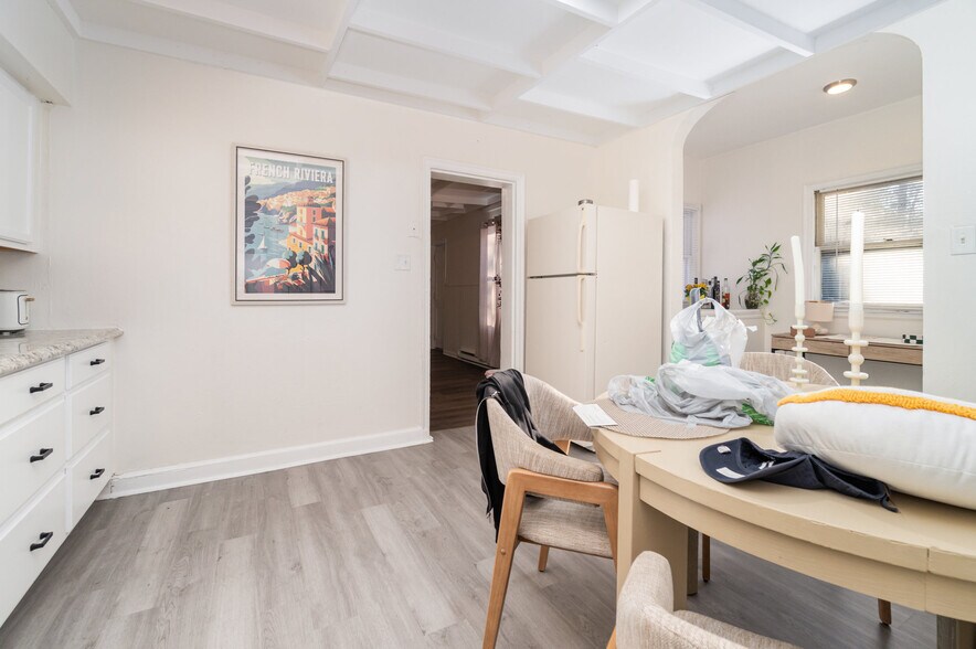 More Photos Of 1600 Regina St, Harrisburg Apartments For Sale