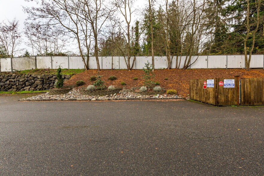 More Photos Of 4720 Bethel Rd SE, Port Orchard Freestanding For Sale