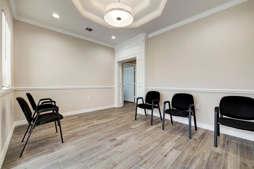 More Photos Of 16310 State Highway 249, Houston Showroom For Sale