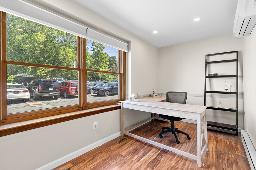 More Photos Of 345 Boston Post Rd, Sudbury Office For Lease