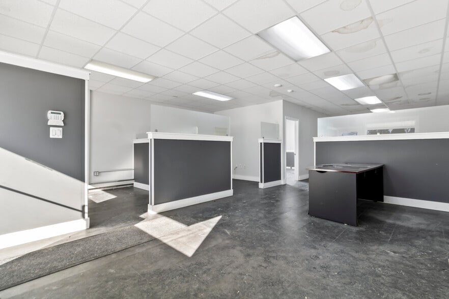 More Photos Of 4618 Pointe Tremble Rd, Clay Township Warehouse For Sale