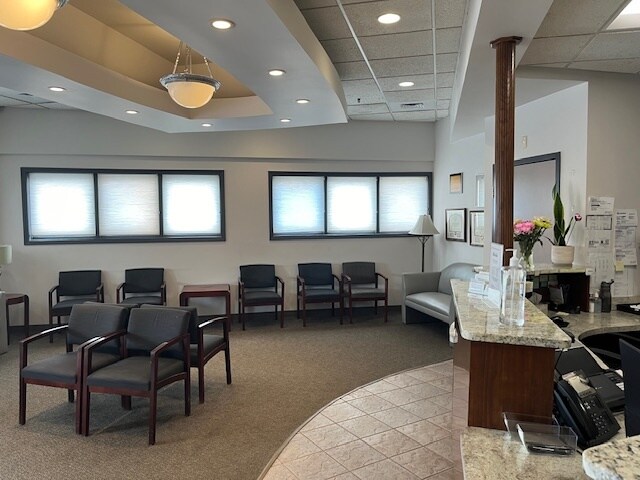 More Photos Of 4650 Southwest Hwy, Oak Lawn Medical For Sale