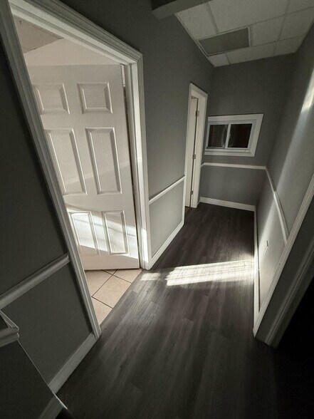 More Photos Of 7840 164th St, Fresh Meadows Apartments For Lease