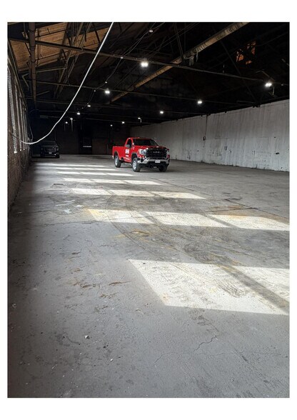 More Photos Of 2 Main St, Depew Refrigeration Cold Storage For Lease