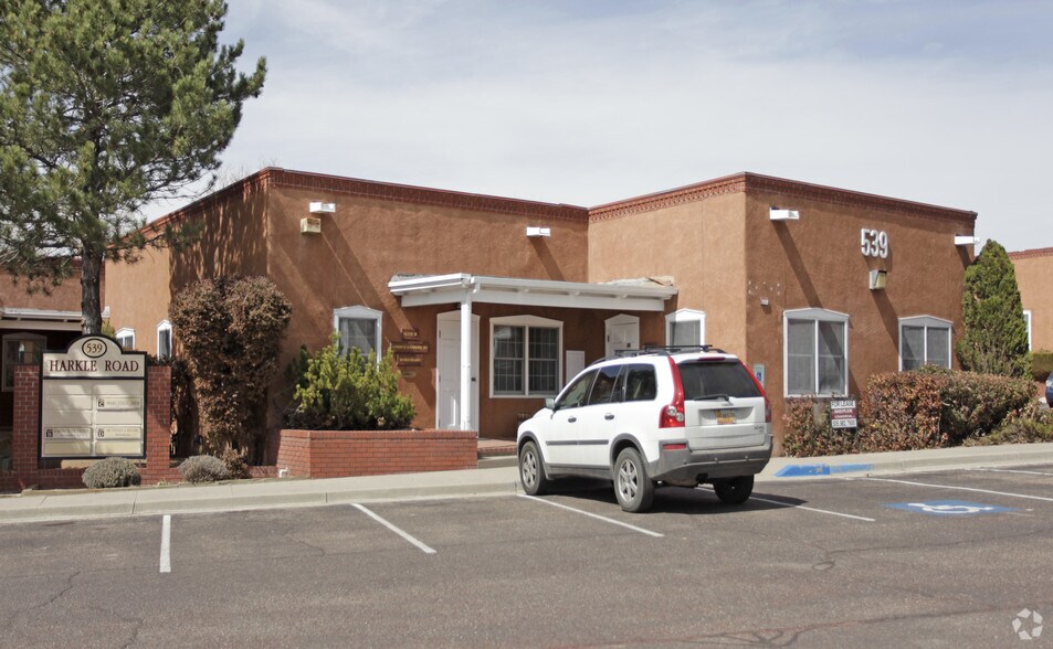 More Photos Of 539 Harkle Rd, Santa Fe Medical For Sale