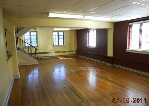 More Photos Of 501 N Tryon St, Charlotte Religious Facility For Lease