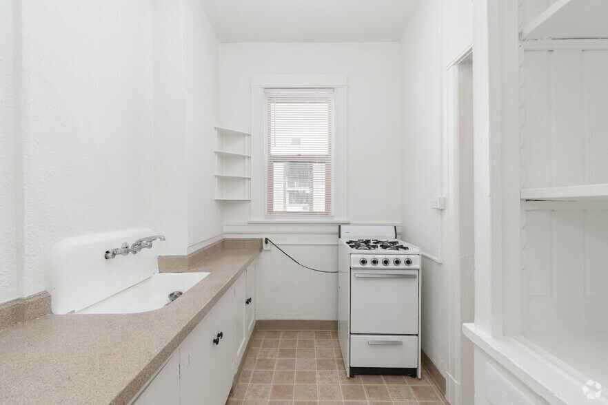 More Photos Of 10 NW 20th Ave, Portland Apartments For Lease