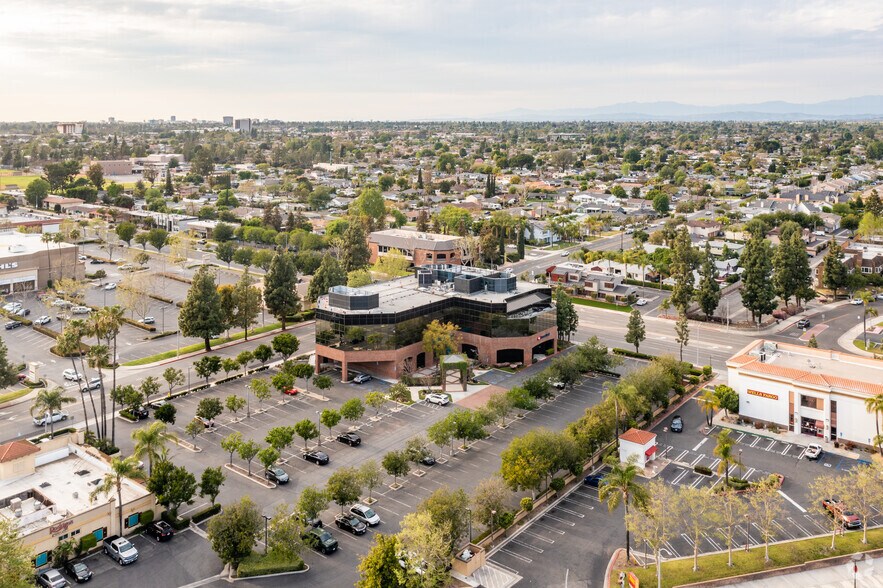 More Photos Of 18302 Irvine Blvd, Tustin Office For Lease