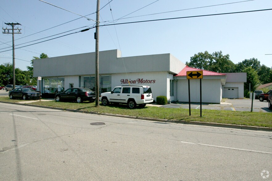 Primary Photo Of 600 N Clark St, Albion Auto Dealership For Sale