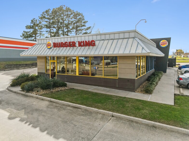 More Photos Of 615 Old Winnfield Rd, Jonesboro Fast Food For Sale