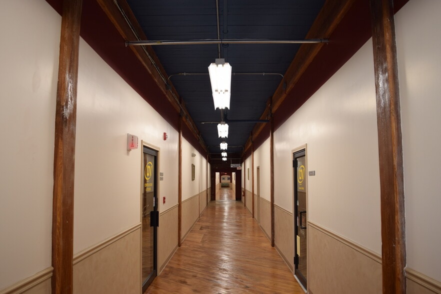 More Photos Of 435 Lancaster St, Leominster Office For Lease
