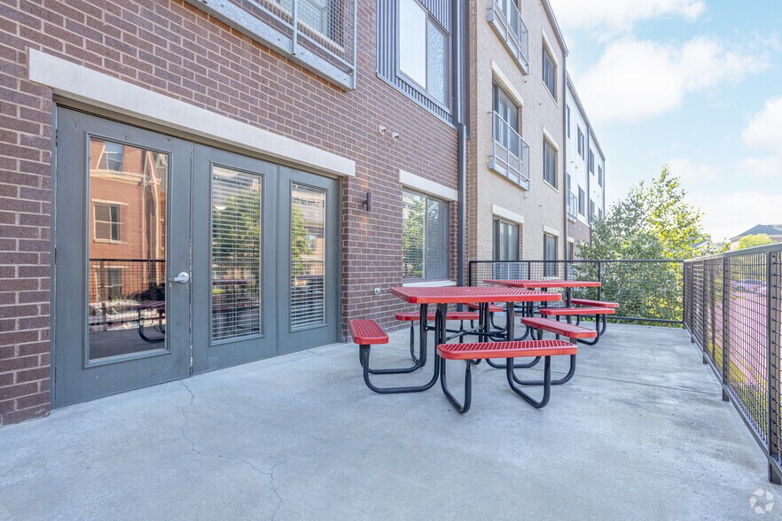 More Photos Of 600 Marshall St, Louisville Apartments For Sale