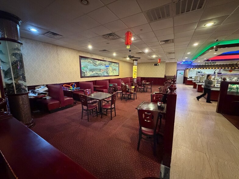 More Photos Of 4303 N Navarro St, Victoria Freestanding For Lease