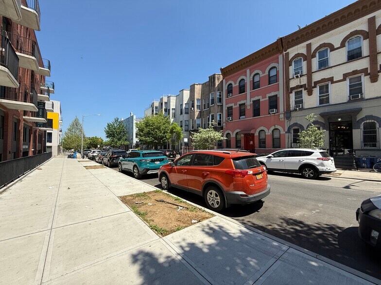 More Photos Of 87-89 George St, Brooklyn Office For Lease