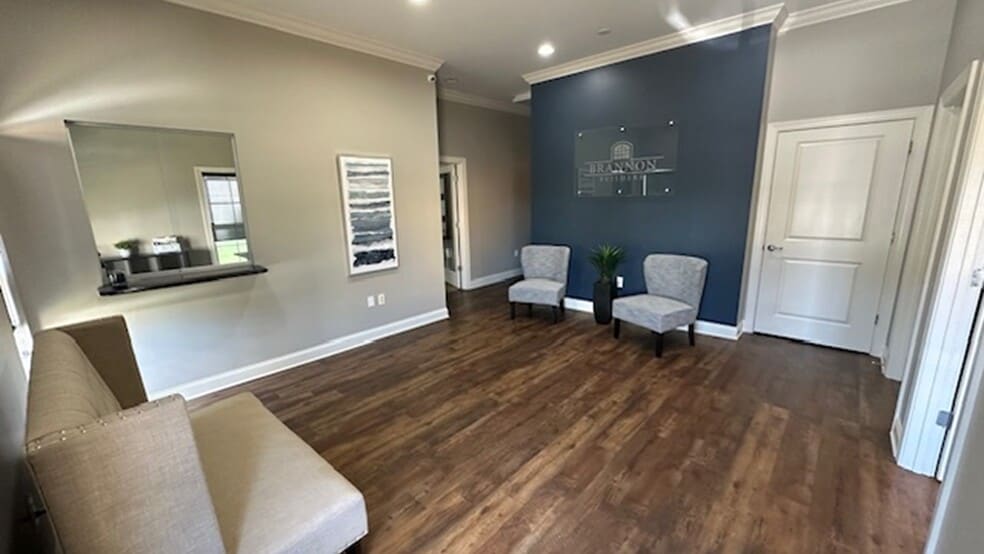 More Photos Of 7165 Getwell Rd, Southaven Office For Lease