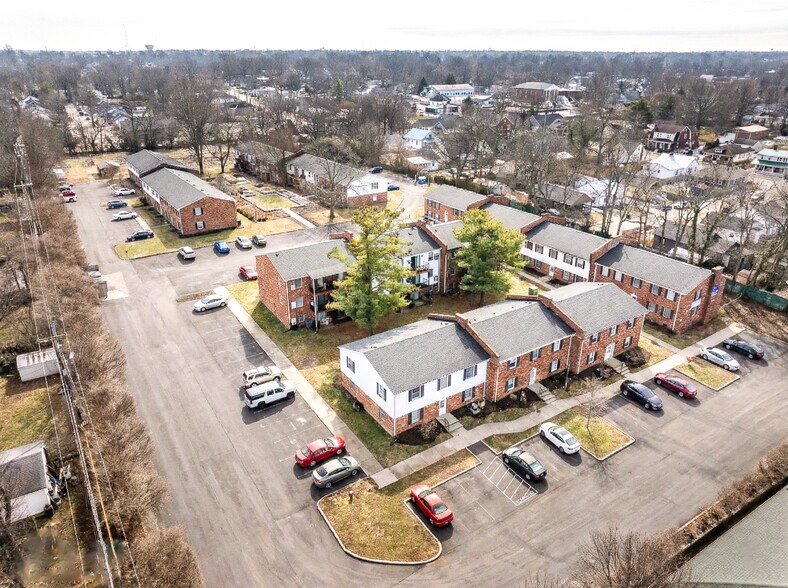 More Photos Of 150 N Northland Dr, Lexington Apartments For Sale