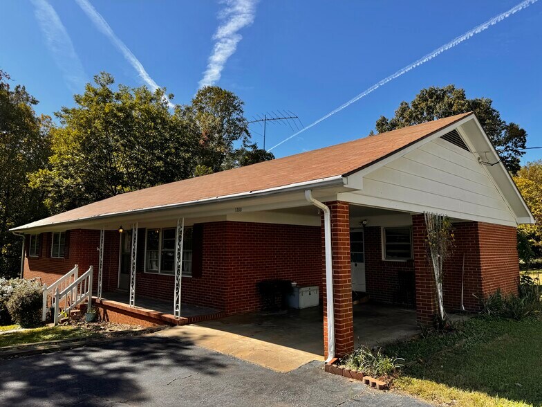 More Photos Of 1704 Old Brook Rd, Charlottesville Specialty For Sale