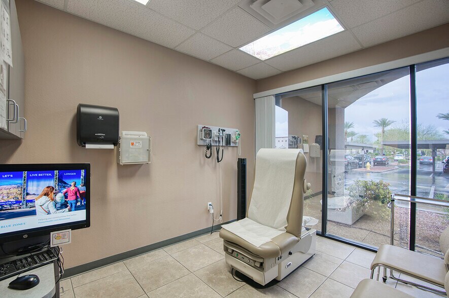 More Photos Of 5750 W Thunderbird Rd, Glendale Medical For Sale