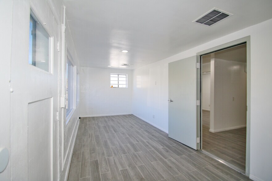More Photos Of 66201 Pierson Blvd, Desert Hot Springs Storefront Retail Office For Sale
