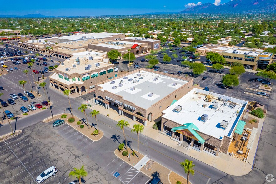 More Photos Of 4861 E Grant Rd, Tucson Freestanding For Lease