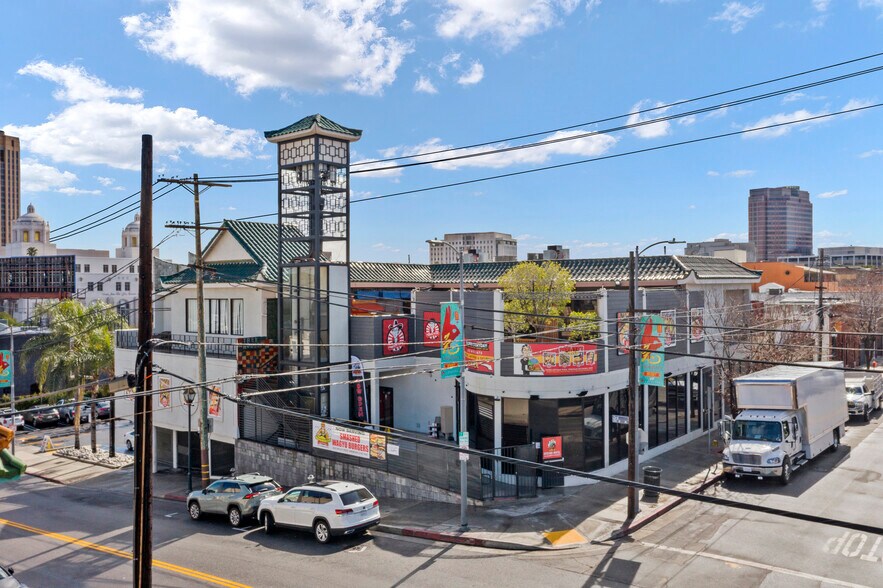 Primary Photo Of 686 N Spring St, Los Angeles Restaurant For Lease