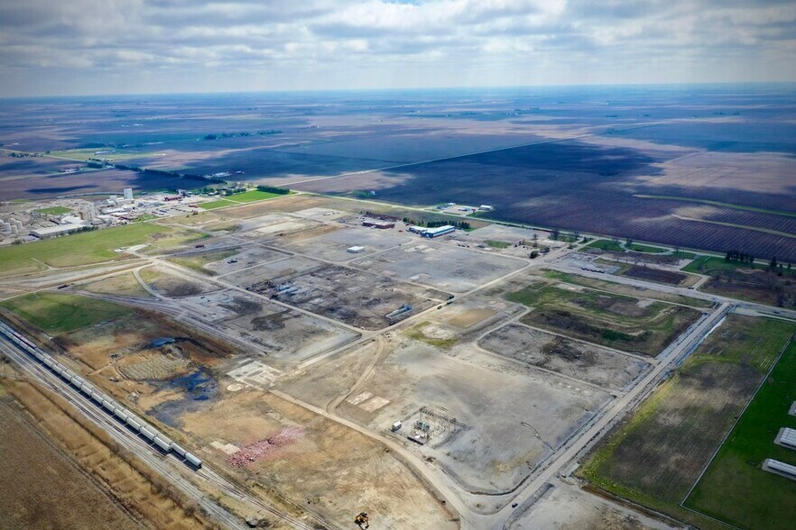 More Photos Of 625 E US Highway 36, Tuscola Land For Sale