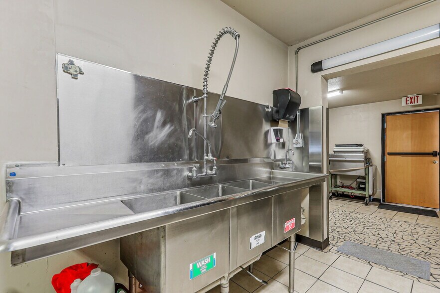 More Photos Of 2222 Bassett Ave, El Paso Storefront Retail Residential For Sale