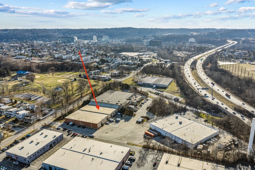 More Photos Of 950 Colwell Ln, Conshohocken Warehouse For Lease