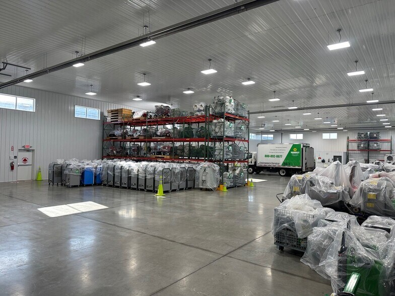 More Photos Of 1000 Randall Ct, Export Warehouse For Lease
