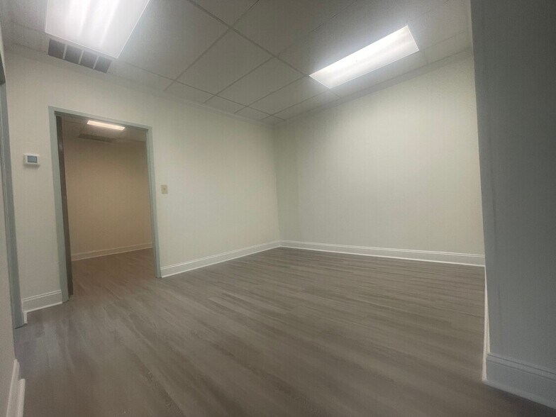 More Photos Of 101 Conner Dr, Chapel Hill Medical For Lease