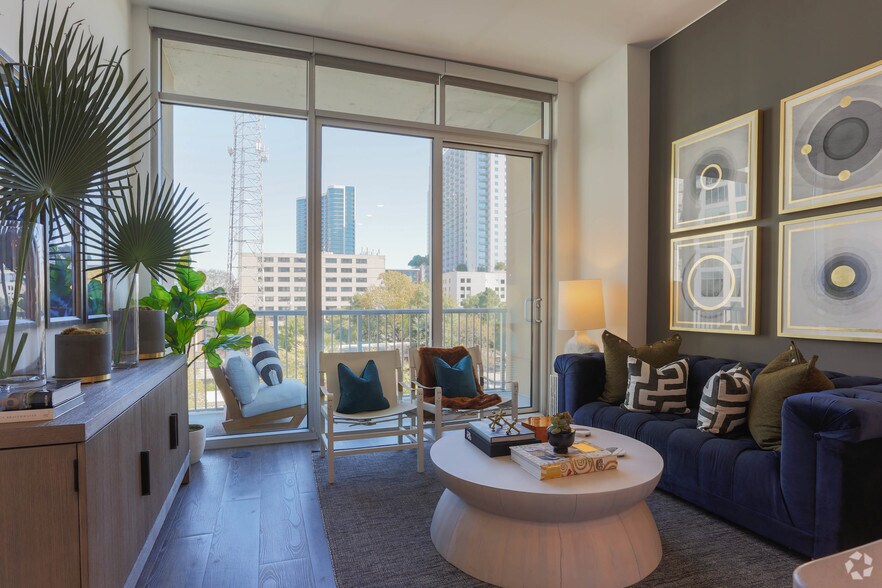 More Photos Of 880 W Peachtree St NW, Atlanta Apartments For Lease