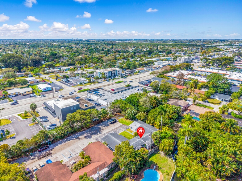 More Photos Of 355 NW 32nd St, Oakland Park Apartments For Sale