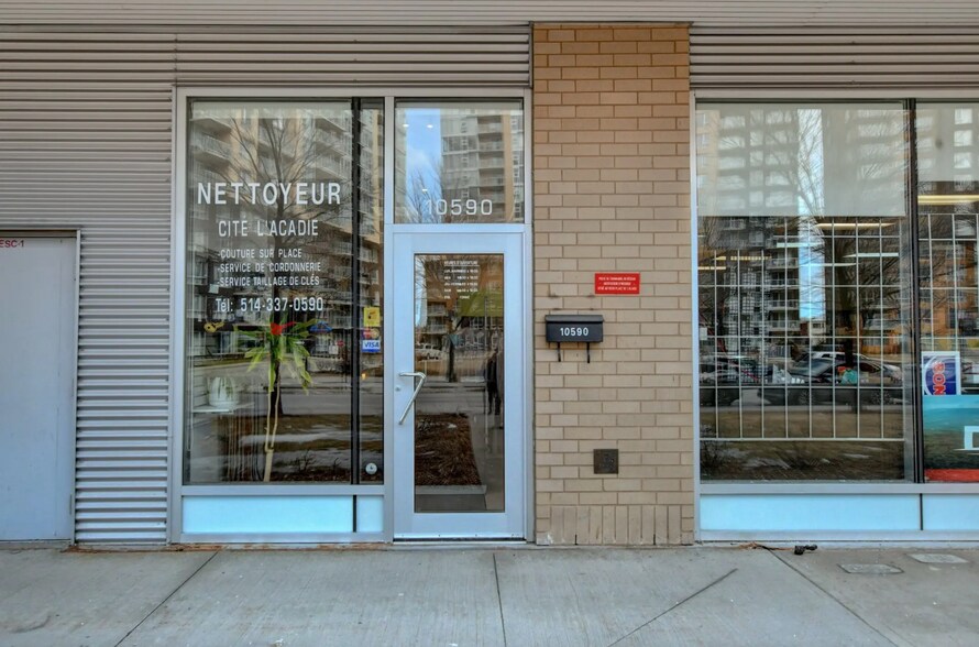 More Photos Of 10590 Pl De, Montréal Storefront Retail Residential For Sale